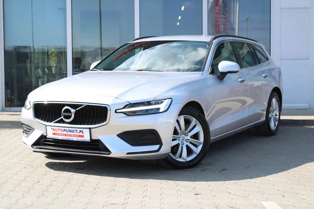 Volvo V60 Momentum Pro 2021
