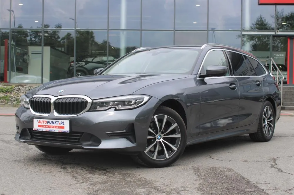 BMW SERIA 3 Sport Line xDrive 320d 2021