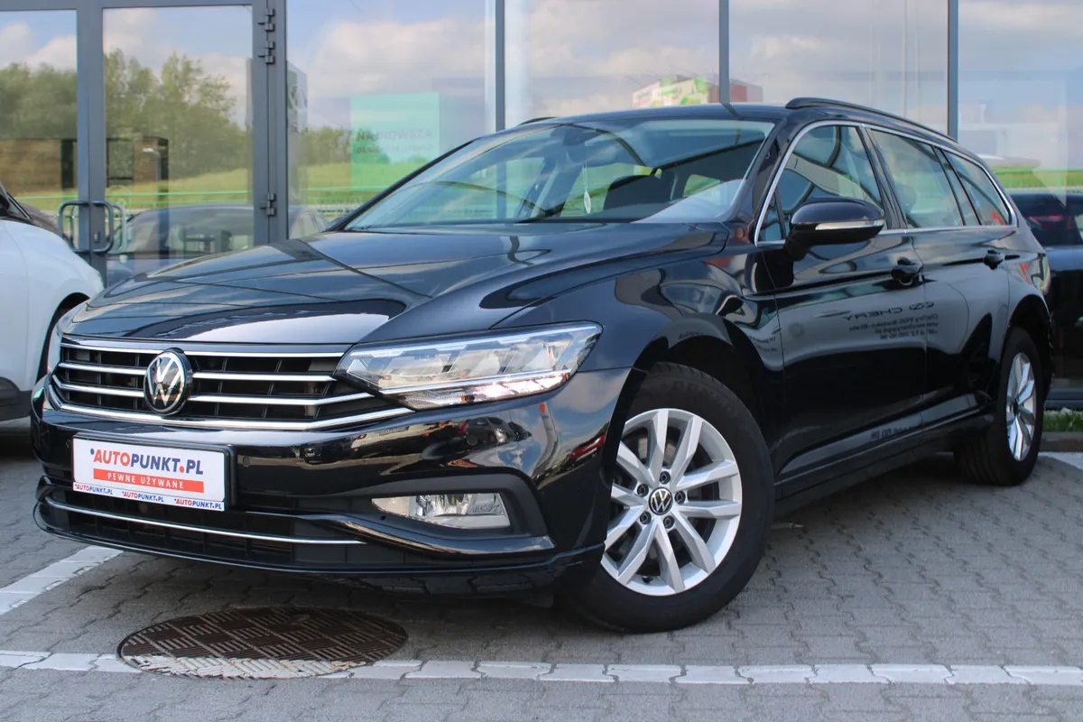 Volkswagen Passat BUSINESS 2022