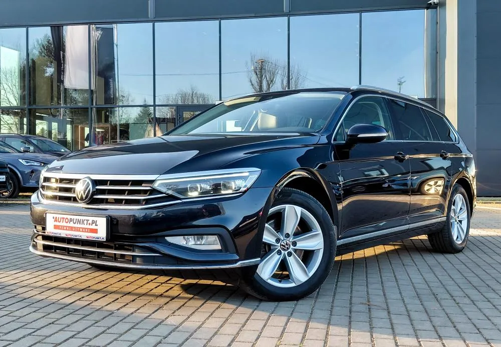 Volkswagen Passat EXECUTIVE 200KM 4Motion * 2022