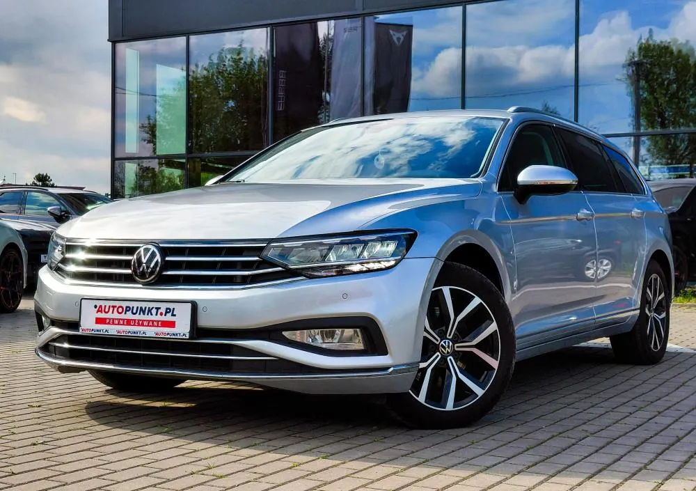 Volkswagen Passat Elegance 2.0 150KM DSG * 2021