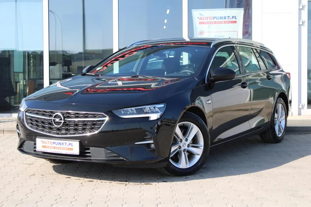Opel Insignia BUSINESS 2022