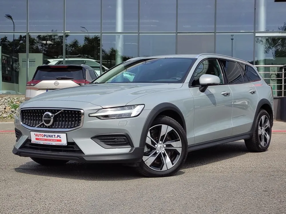 Volvo V60 Cross Country Core B4 D AWD 2024