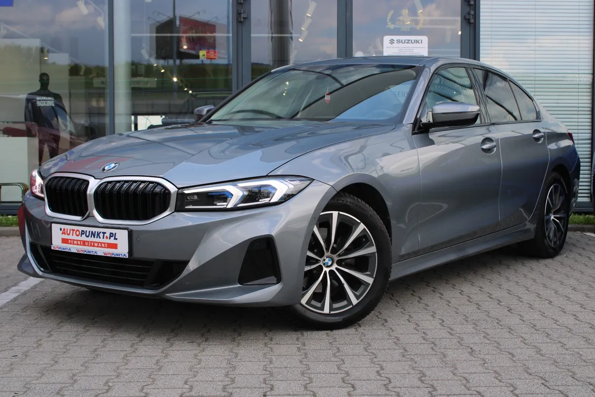 BMW SERIA 3 320i xDrive 2.0 184KM 2023