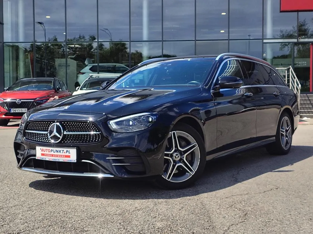 Mercedes-Benz Klasa E 220d AMG Line 4-Matic 2021