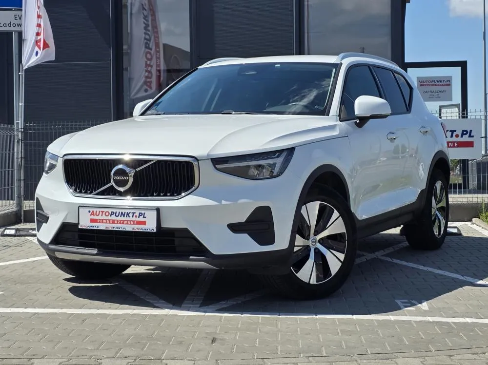 Volvo XC40 CORE || 2022