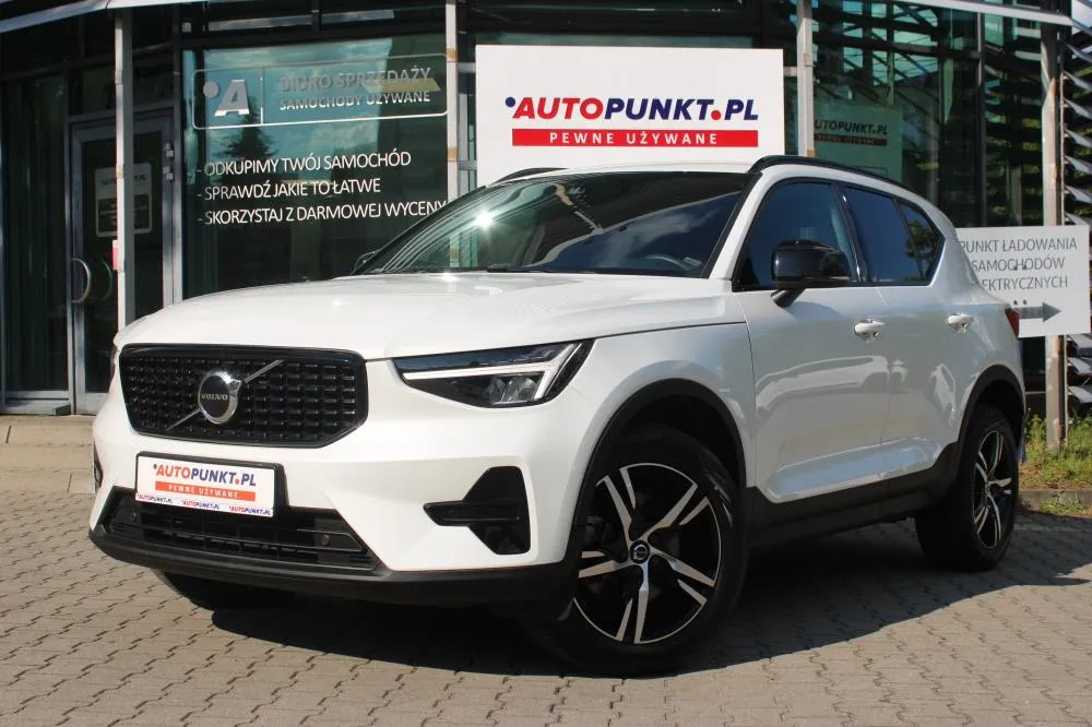 Volvo XC40 Plus 2022