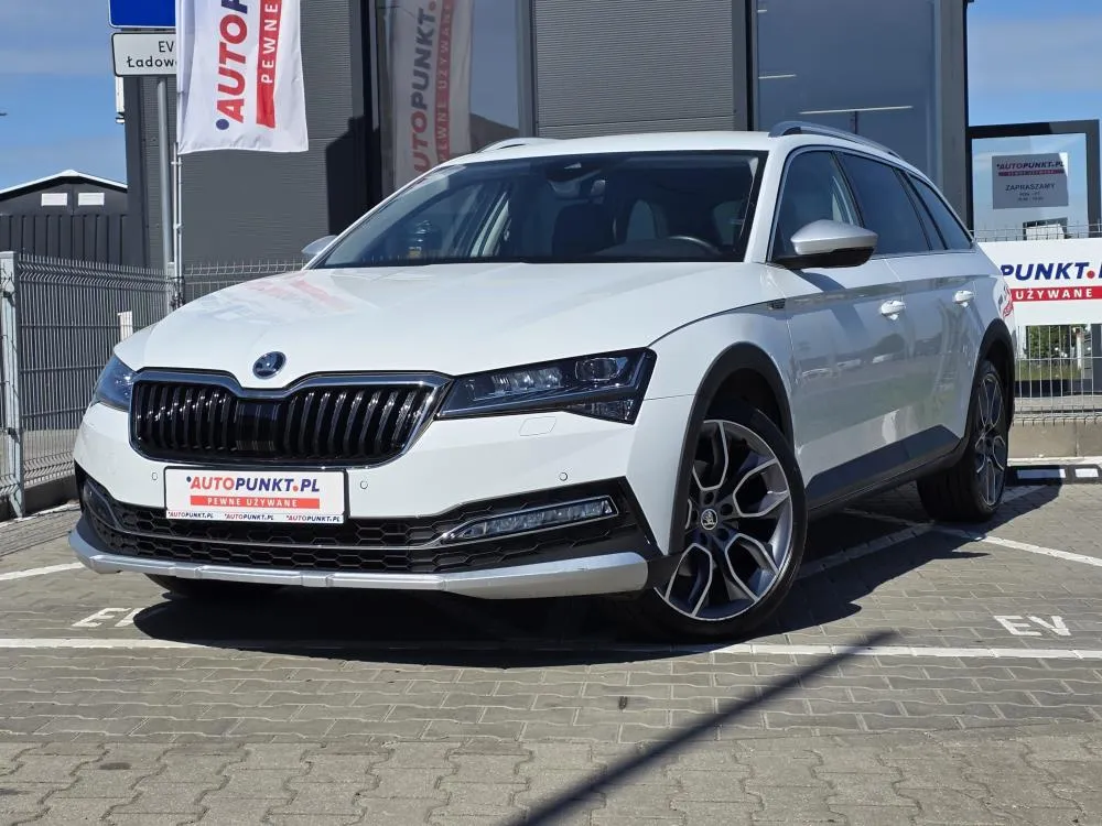 Skoda Superb Scout 2022
