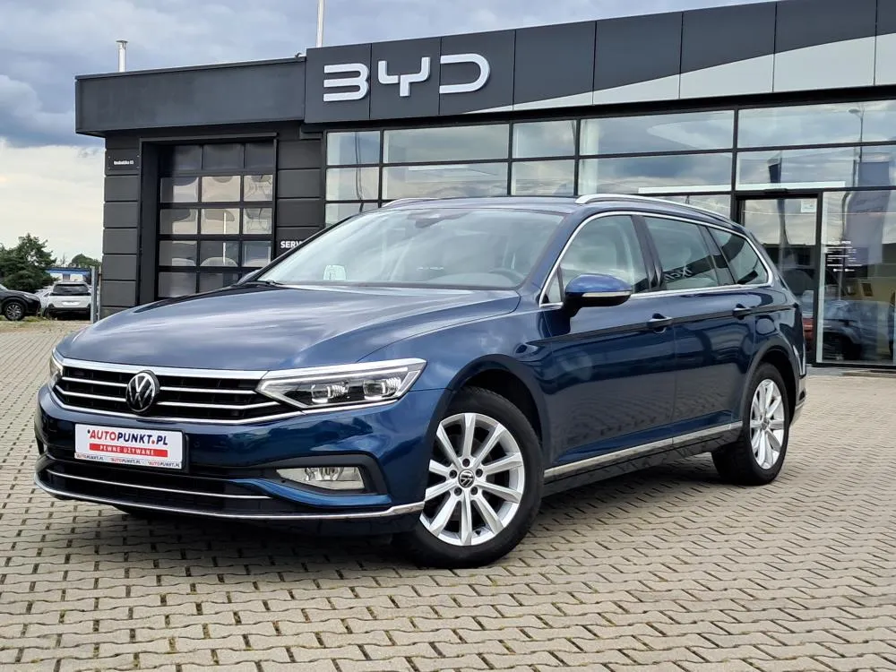 Volkswagen Passat Elegance 2022