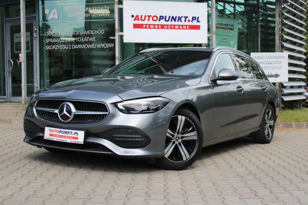 Mercedes-Benz Klasa C Luxury Line 2022