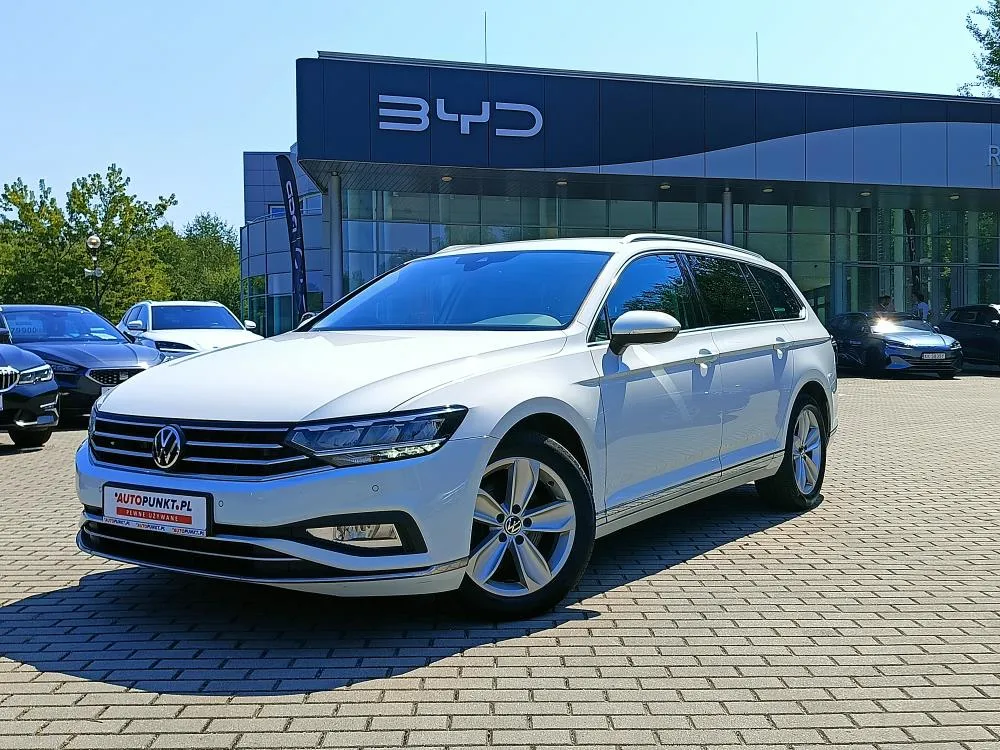 Volkswagen Passat Elegance 2021