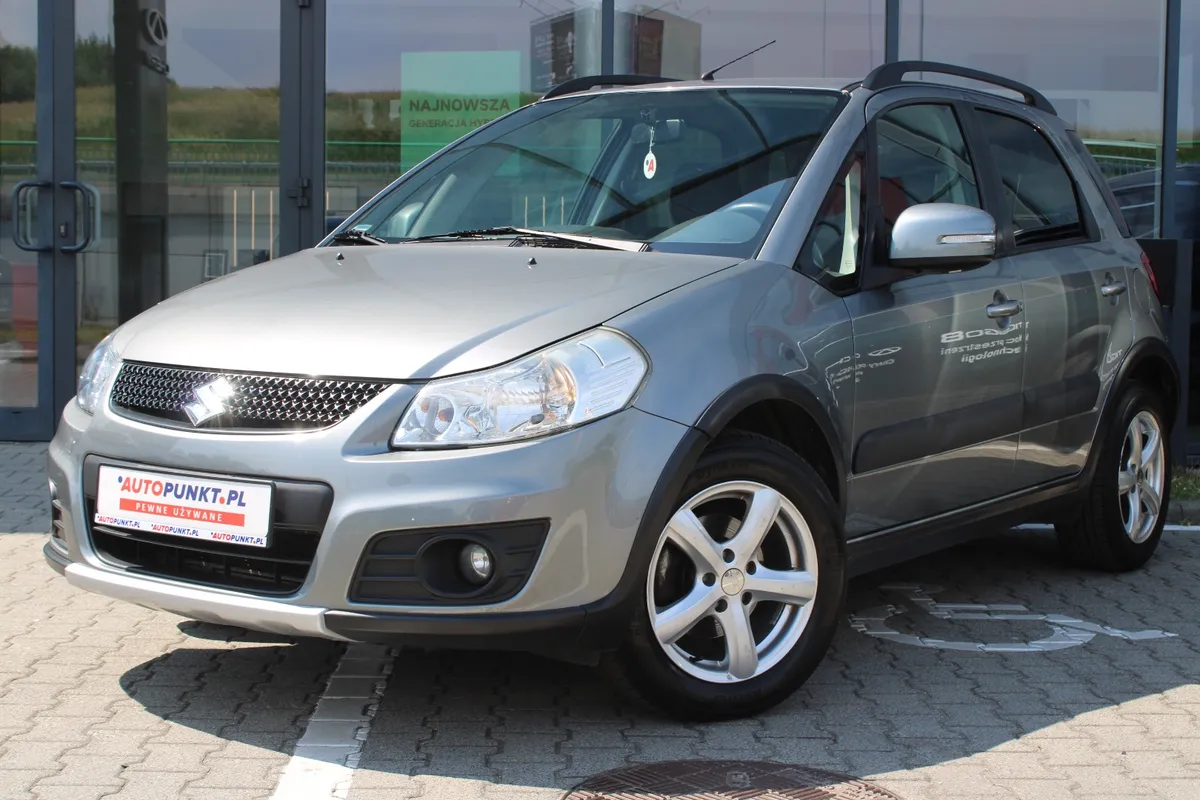 SUZUKI SX4 2012