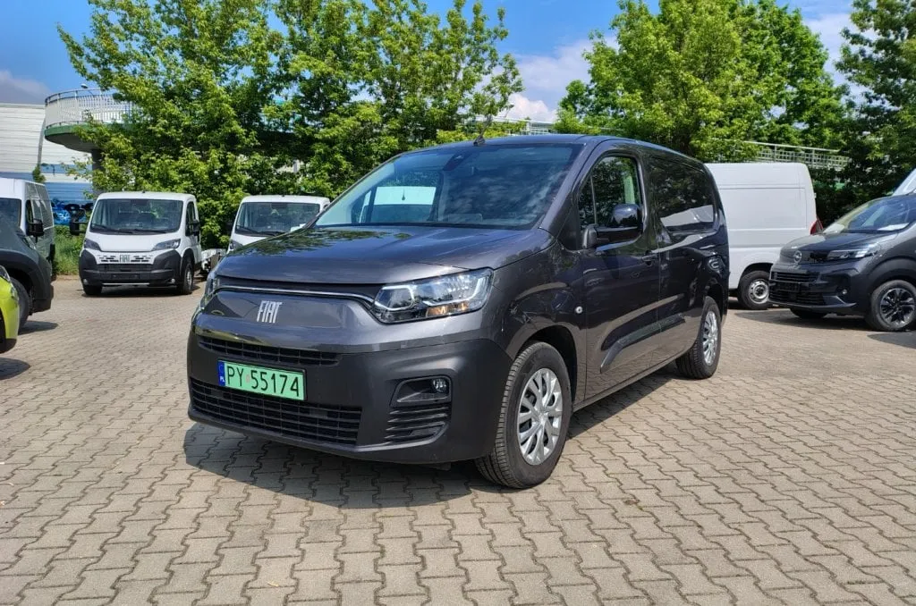 Fiat Doblo eDoblo VAN L2 136KM, bateria 50kWh automat (Samochód demonstracyjny) 2023